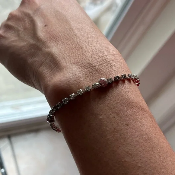 Vintage Pink & White Rhinestone Silver-Tone Bracelet - 7.5" - Picture 12 of 13